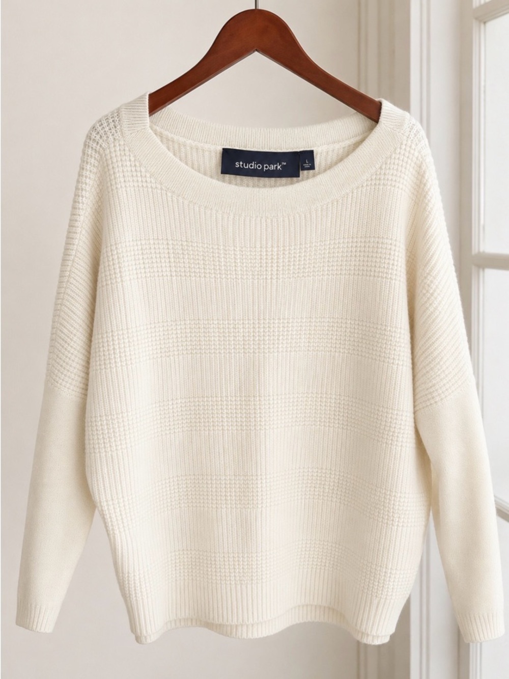 Studio Park 100% Cashmere Cream Textured Crewneck Sweater Size Large Luxury Knit